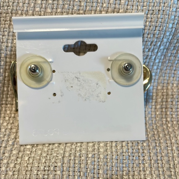 Black and Gold Heart Earrings - Picture 2 of 4